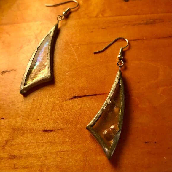 Elegant Handmade Artisan Clear Glass Earrings with Iridescent Finish - Picture 3 of 5